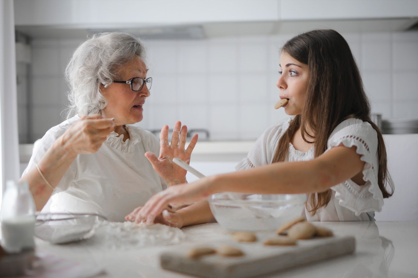 How to Find a Maid Who Can Cook for Your Family in Singapore